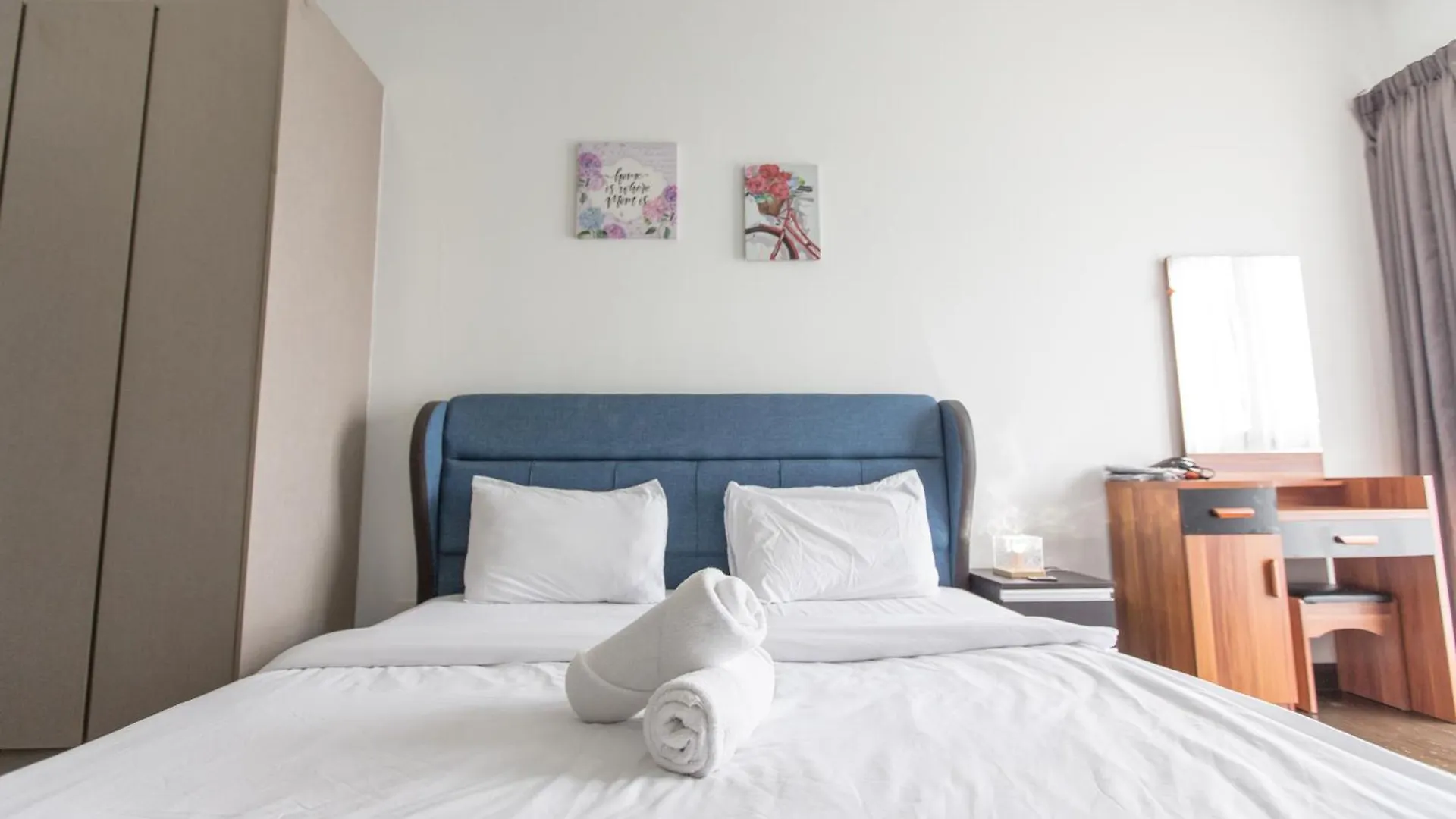 V Residence At Sunway Velocity By My Trip & My Stay Kuala Lumpur Lägenhet