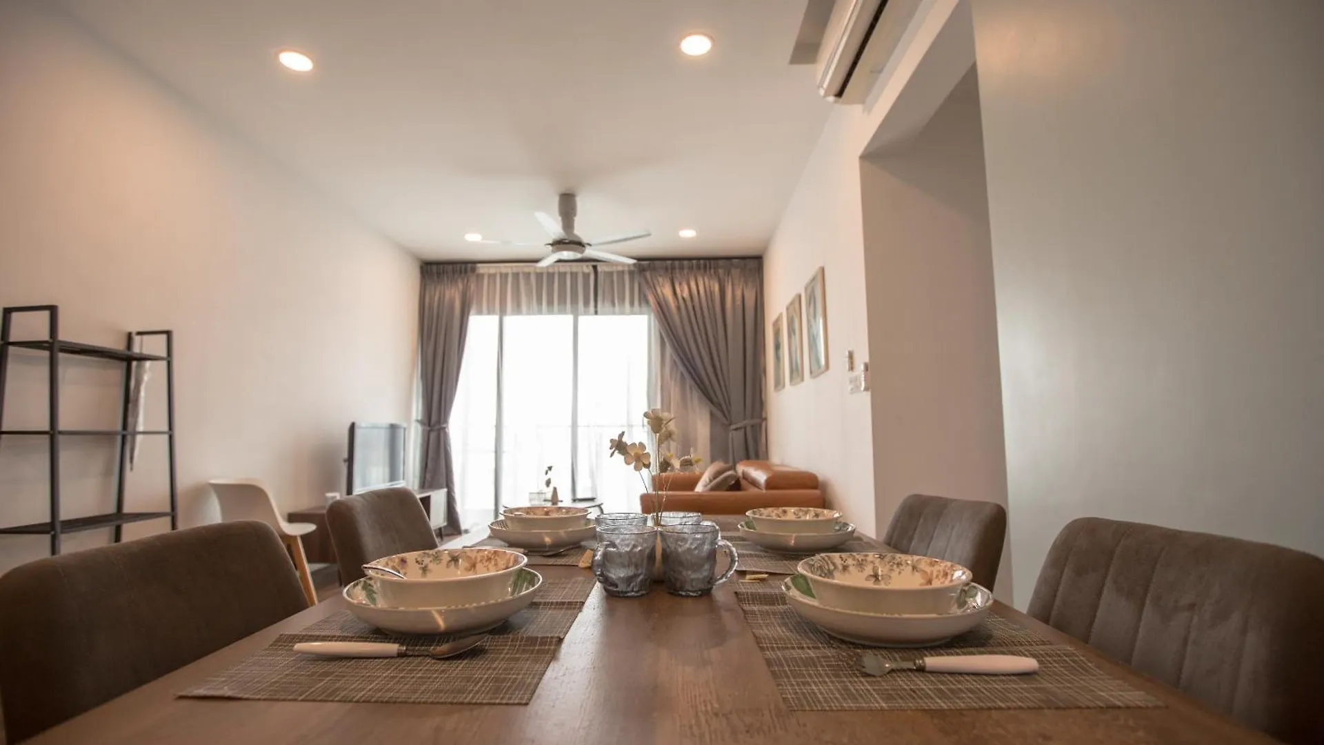 V Residence At Sunway Velocity By My Trip & My Stay Kuala Lumpur